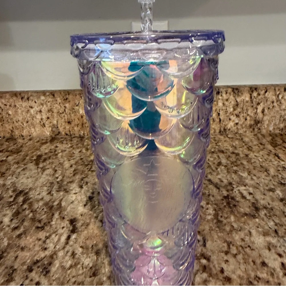 New Starbucks 2022 China Unicorn Gradient Scale 24oz Tumbler Iridescent Cup